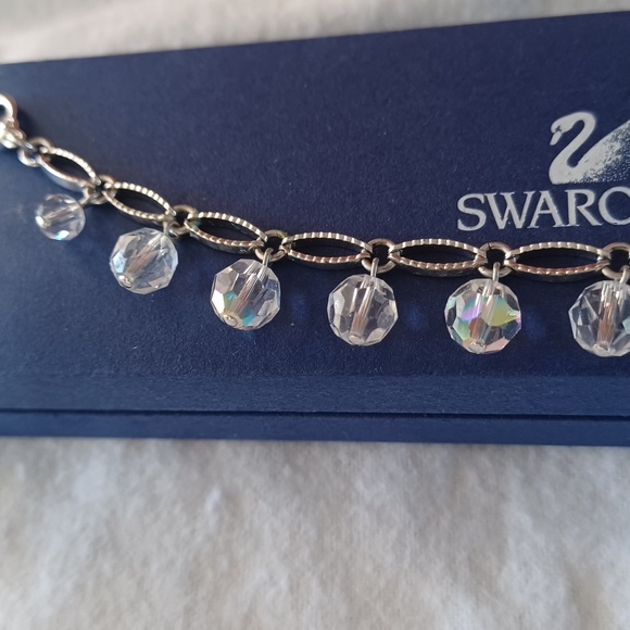 Authentic Swarovski Crystal SPARKLE ball bracelet beautifully elegant! NEW - Picture 2 of 5